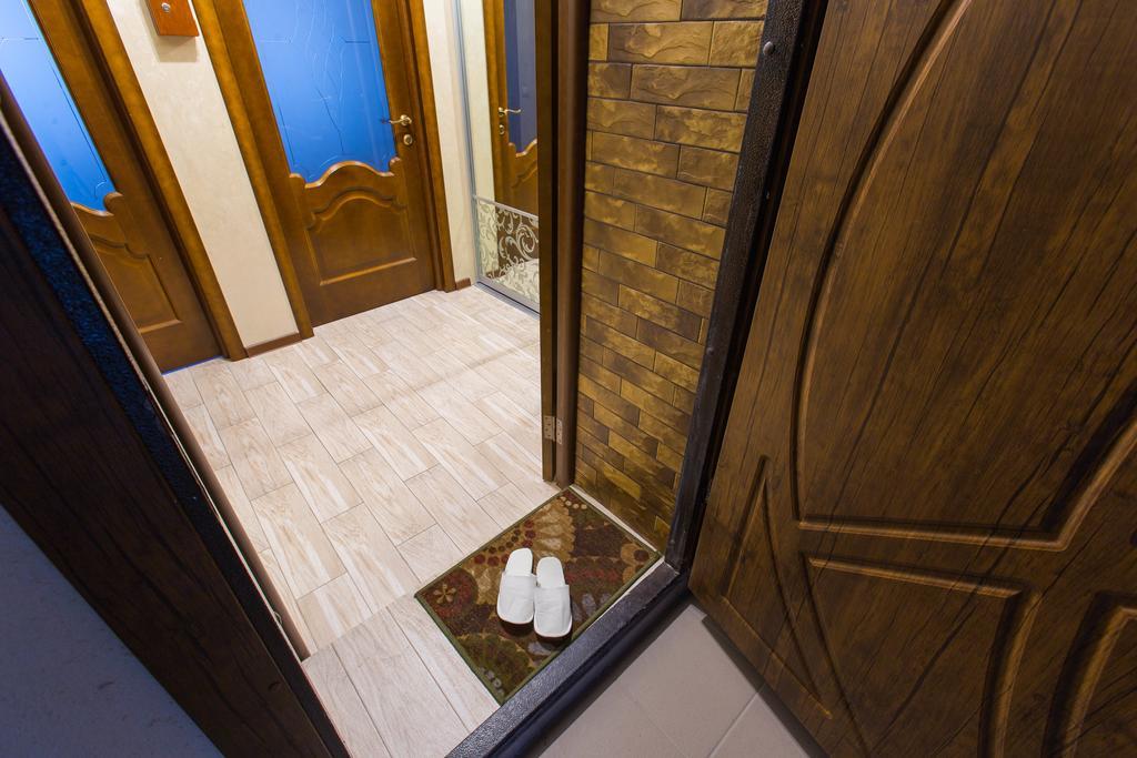 איוונו-פרנקיבסק Modern Apartment On Akademika Sakharova 27A מראה חיצוני תמונה